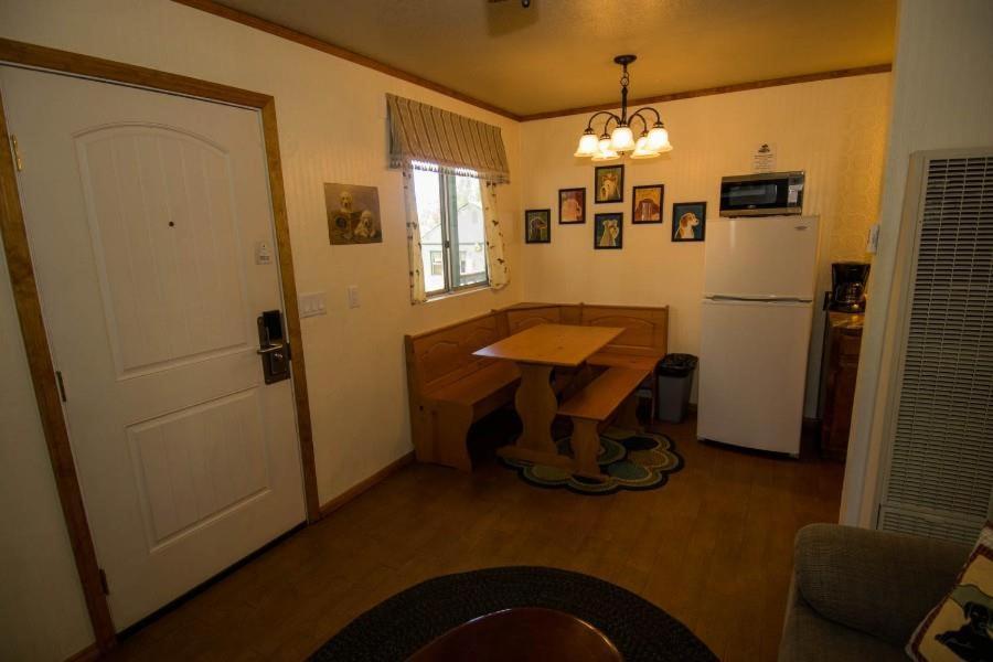 Hillcrest Suites & Cabins Big Bear Lake Ngoại thất bức ảnh
