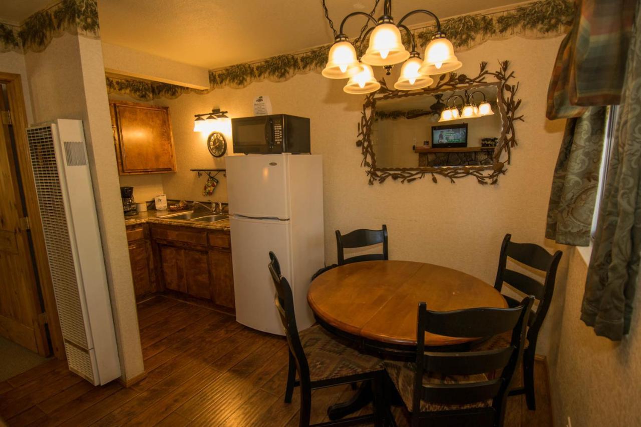 Hillcrest Suites & Cabins Big Bear Lake Ngoại thất bức ảnh